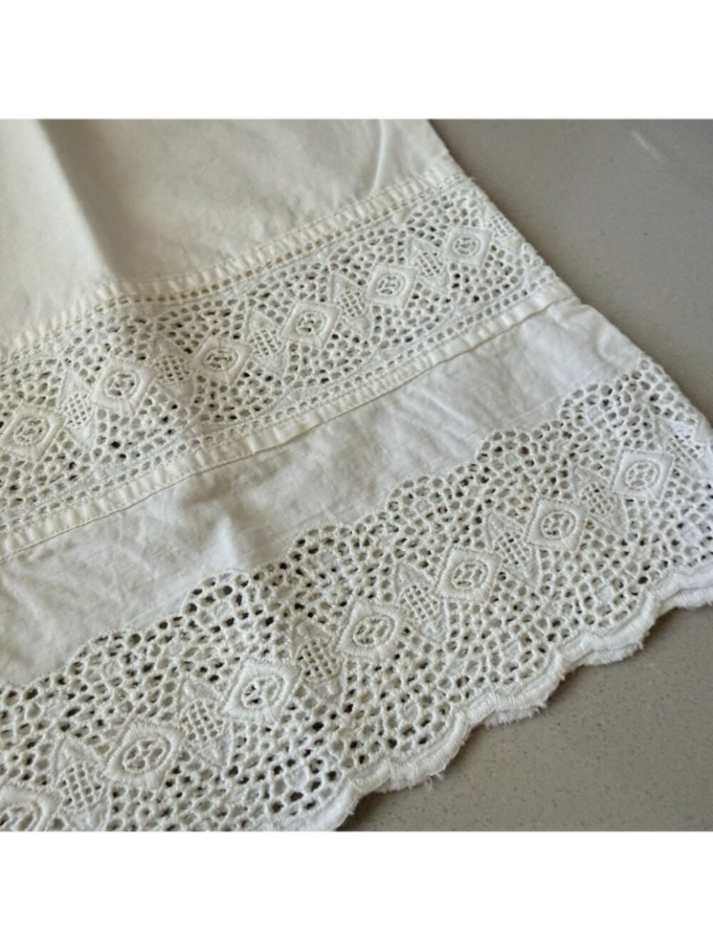 Vintage White 1 King Bedsheet And 2 King Shams Pillowcases Crochet Lace Borders - Picture 9 of 16